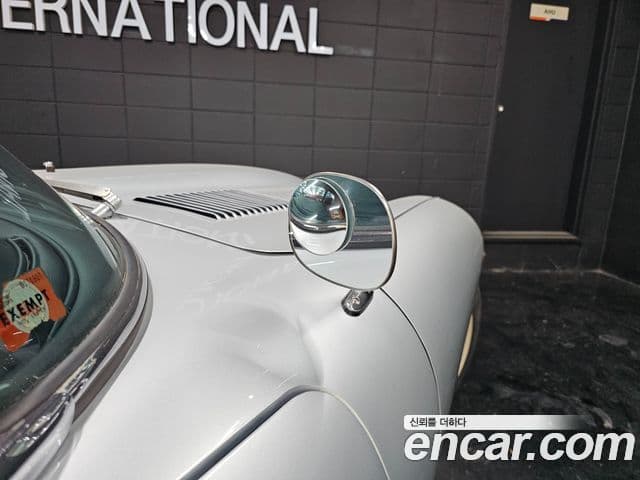 Jaguar E-TYPE, 1969 8