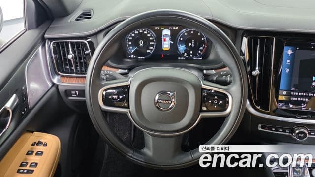 Volvo S60 3세대 B5 Inscription, 2022 13