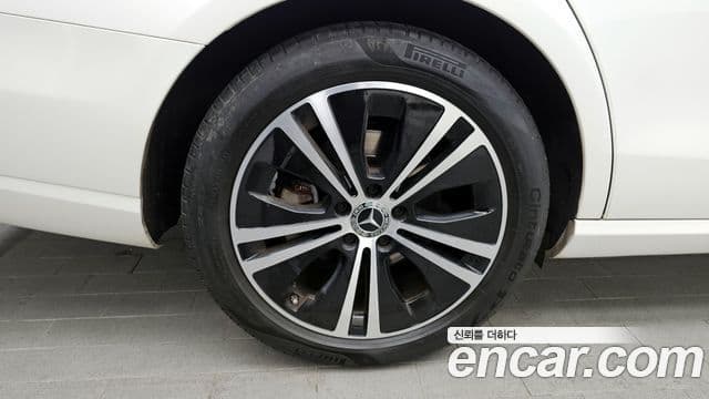 Mercedes-Benz E-класс W213 Avantgarde, 2021 все фото