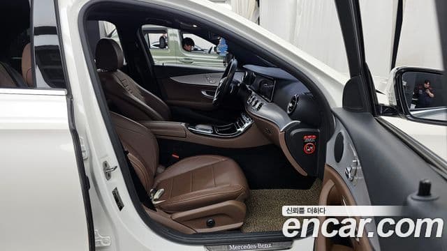 Mercedes-Benz E-класс W213 Avantgarde, 2021 11