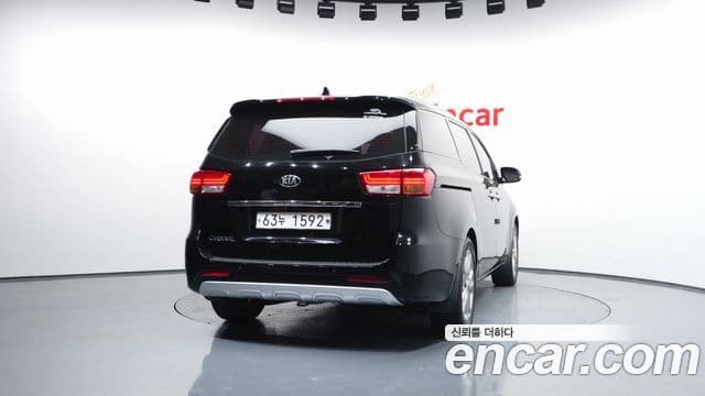 Kia All New Carnival Prestige, 2017 4