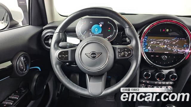 Mini Cooper 3세대, 2024 13