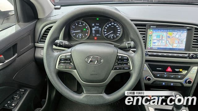 Hyundai Avante AD 1.6 GDI Value Plus, 2017 14