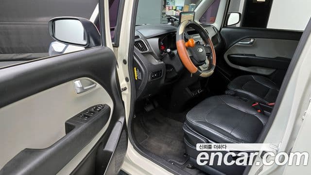 Kia Ray Special, 2012 10