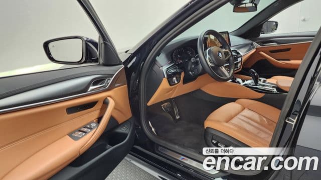 BMW 5시리즈 (G30) 520i M Sport, 2023 10