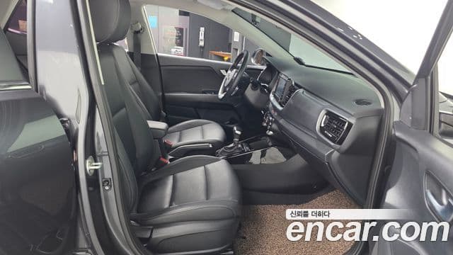 Kia Stonic Trendy, 2018 11