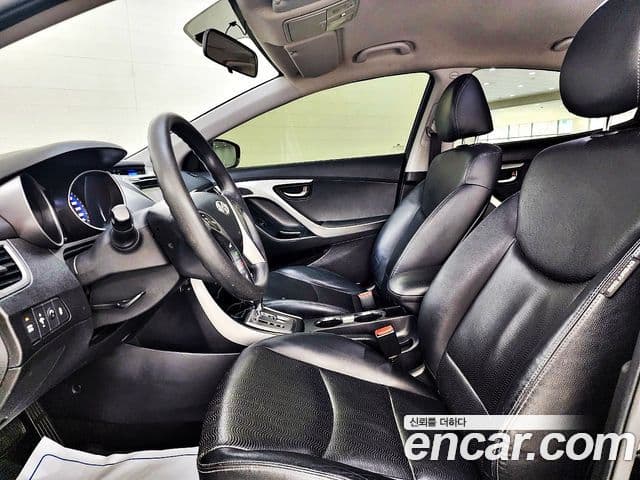 Hyundai Avante MD Style, 2014 8