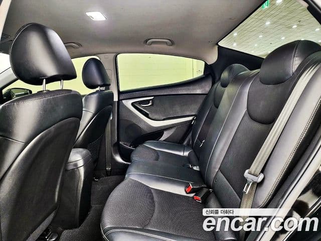 Hyundai Avante MD Style, 2014 9