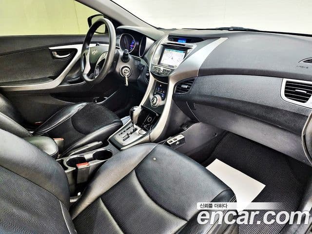 Hyundai Avante MD Style, 2014 11