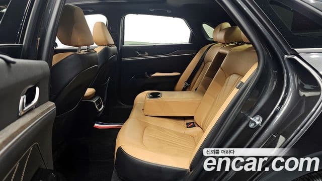 Kia K5 3세대 Signature, 2021 12