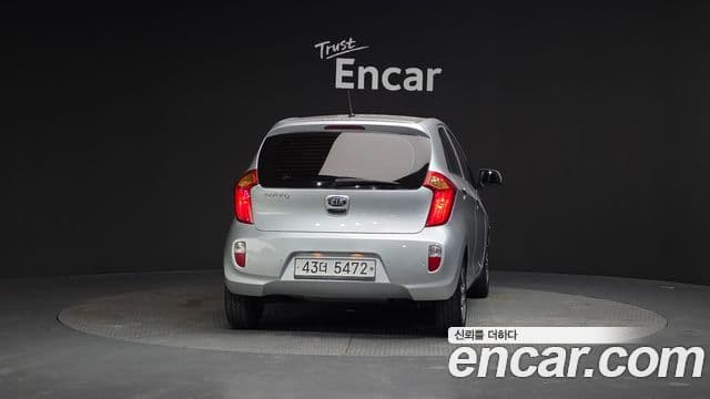 Kia All New Morning Deluxe Trendy, 2014 4