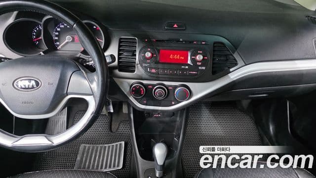 Kia All New Morning Deluxe Trendy, 2014 16