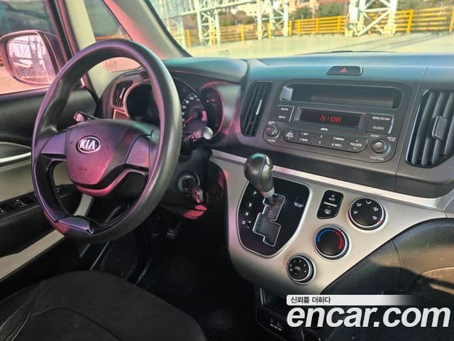 Kia Ray фургон / люксовая версия, 2015 9
