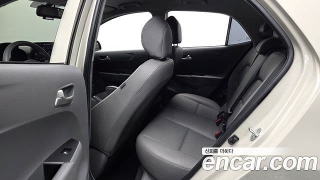 Kia Morning Urban (JA) Prestige, 2021 12