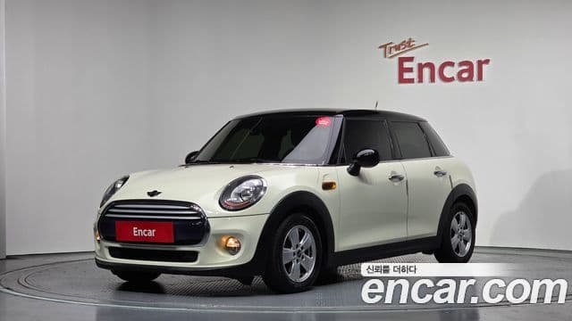 Mini Cooper 3세대, 2015 1
