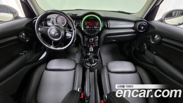 Mini Cooper 3세대, 2015 7