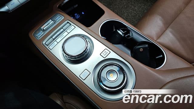 Genesis GV70, 2021 9