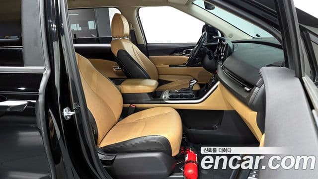 Kia Carnival 4세대 Prestige, 2022 11