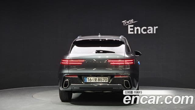 Genesis GV70, 2023 4