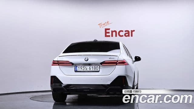 BMW 5시리즈 (G60) 520i Special Edition, 2024 4