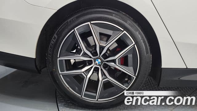 BMW 5시리즈 (G60) 520i Special Edition, 2024 все фото