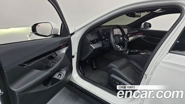 BMW 5시리즈 (G60) 520i Special Edition, 2024 10