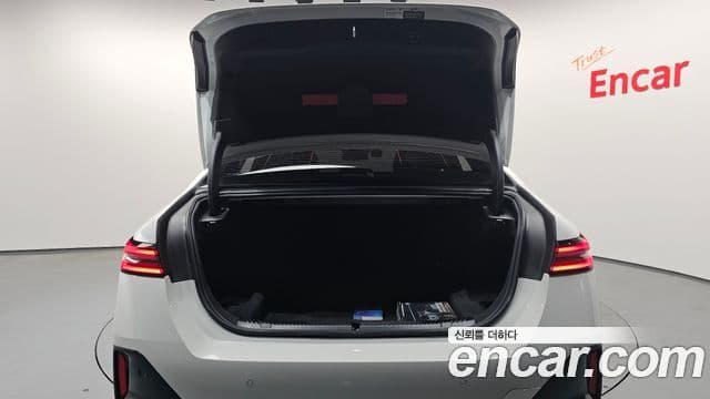 BMW 5시리즈 (G60) 520i Special Edition, 2024 20