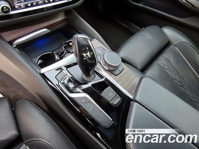 BMW 5시리즈 (G30) 530i xDrive M Sport Plus, 2018 11