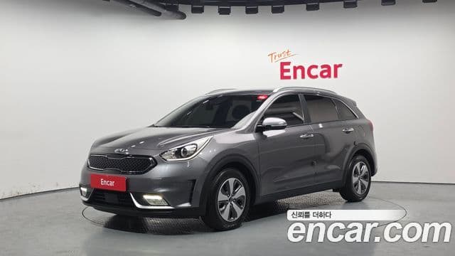 Kia Niro Prestige, 2018 1