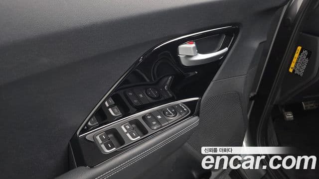 Kia Niro Prestige, 2018 17