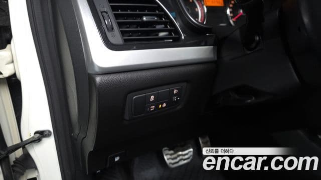 KG모빌리티(SsangYong) New Style Korando C 2.2 Extreme Sport 2WD, 2019 14