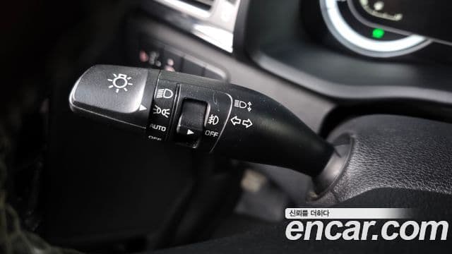 Kia Niro Prestige, 2018 12