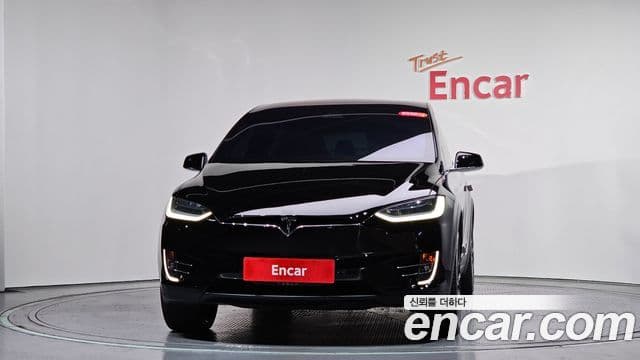 Tesla модель X Long Range, 2020 3