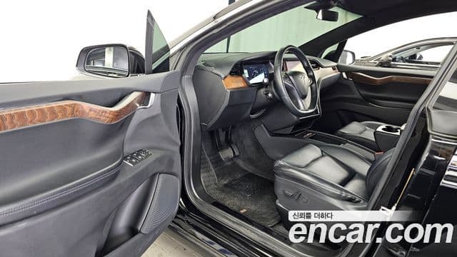 Tesla модель X Long Range, 2020 10