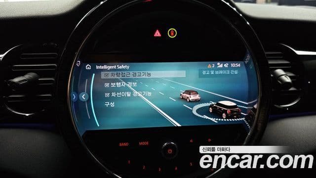 Mini Cooper 3세대, 2022 15