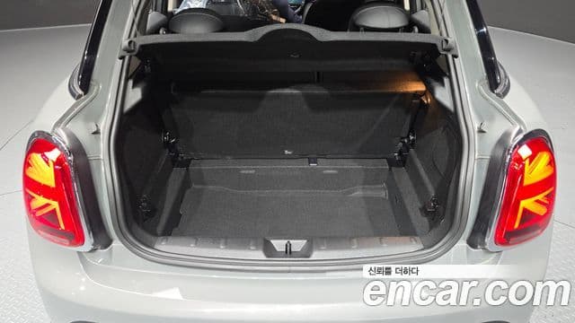 Mini Cooper 3세대, 2022 20