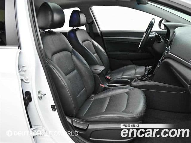 Hyundai Avante AD Special, 2017 10