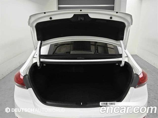 Hyundai Avante AD Special, 2017 18