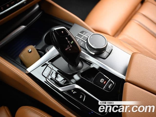 BMW 5시리즈 (G30) 520i M Sport, 2022 9