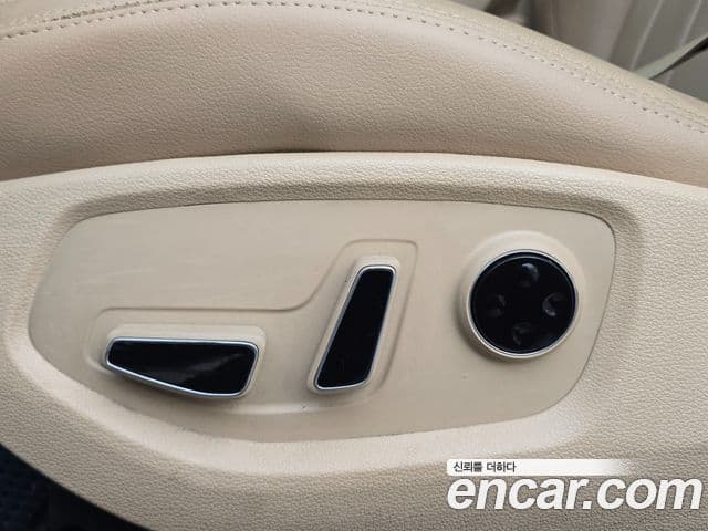 Hyundai Genesis DH Modern, 2015 16