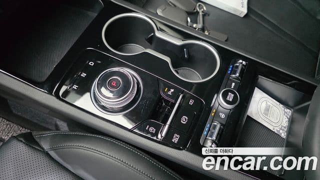 Kia The / новый New K5 3세대 Prestige, 2025 9
