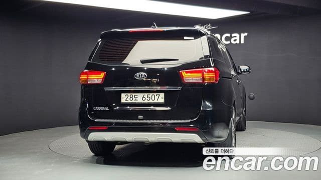 Kia All New Carnival Prestige, 2016 4
