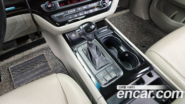 Kia All New Carnival Prestige, 2016 9