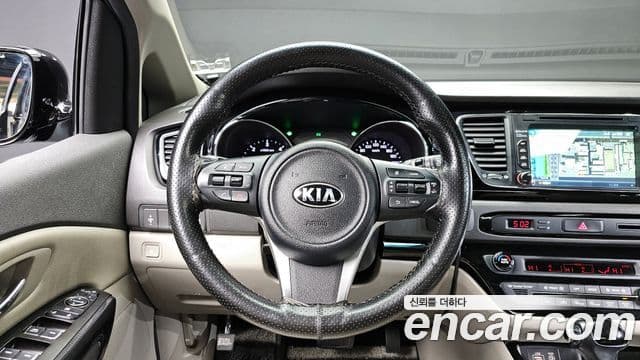 Kia All New Carnival Prestige, 2016 13