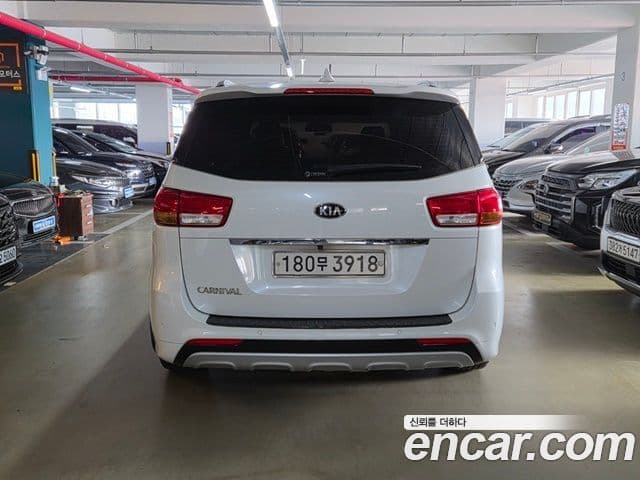 Kia All New Carnival Luxury, 2015 все фото