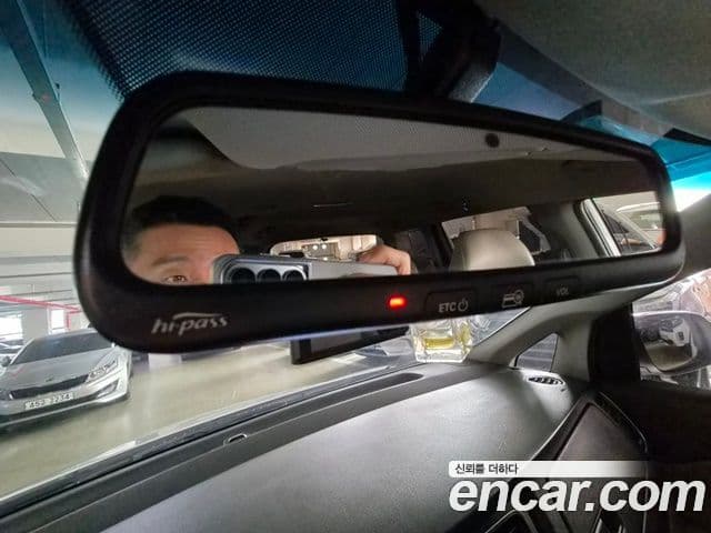 Kia All New Carnival Luxury, 2015 13