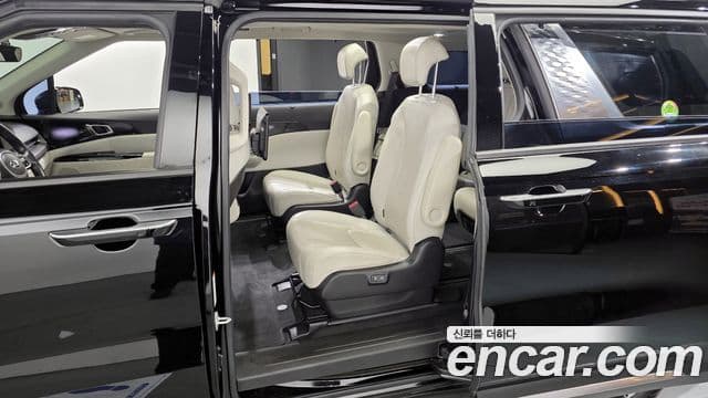 Kia Carnival 4세대 Signature, 2021 11