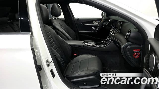 Mercedes-Benz E-класс W213 Avantgarde, 2022 11