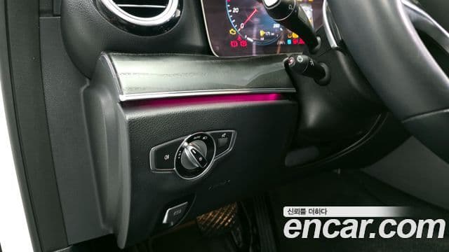 Mercedes-Benz E-класс W213 Avantgarde, 2022 17