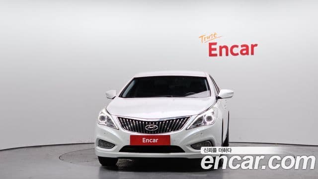 Hyundai Grandeur HG Modern, 2014 3